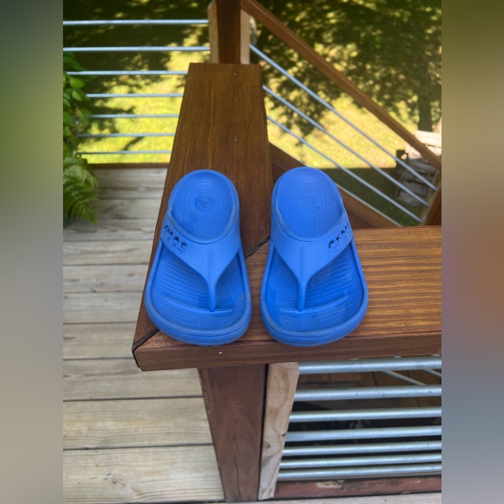 Kids CROCS size 3